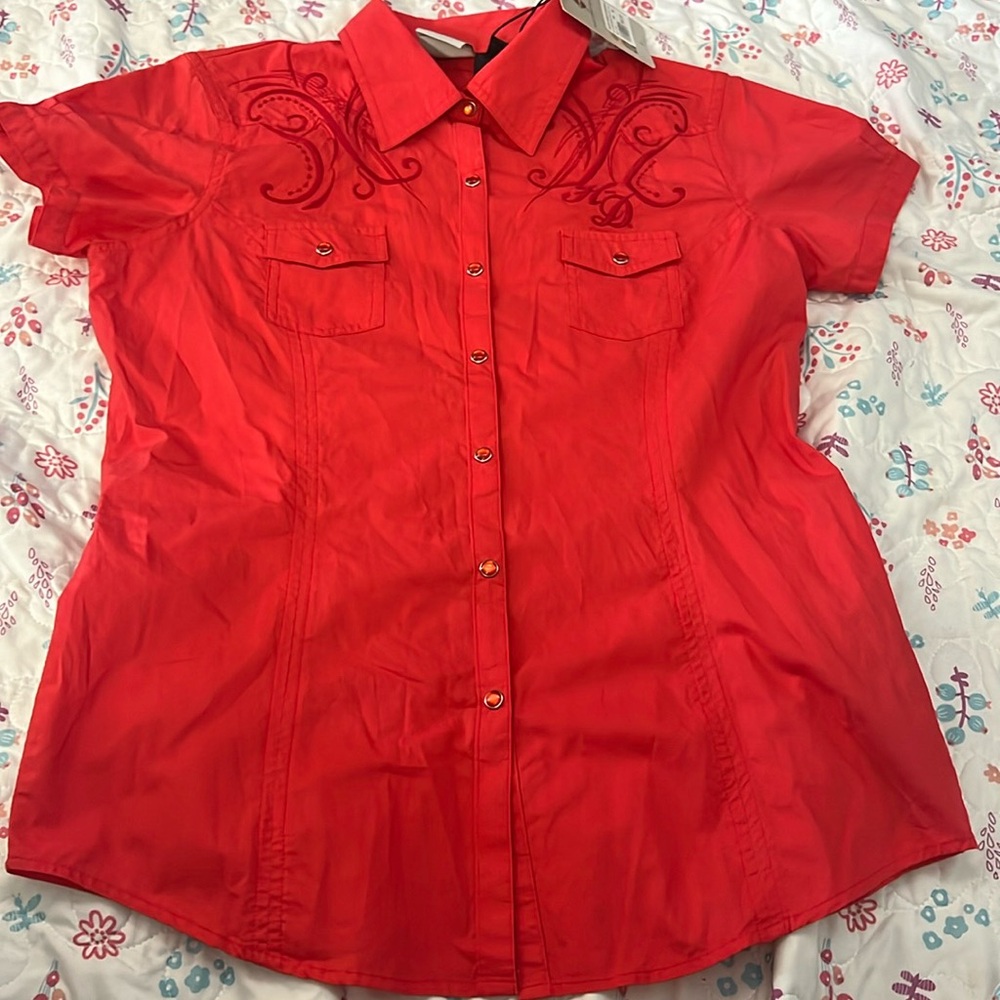 NWT Harley Davidson Motorcycles Shirt Medium Button Down Red Embroidered HD
